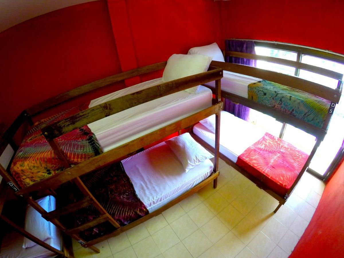 Baan Tai Backpackers Hostel Phangang-sziget Kültér fotó